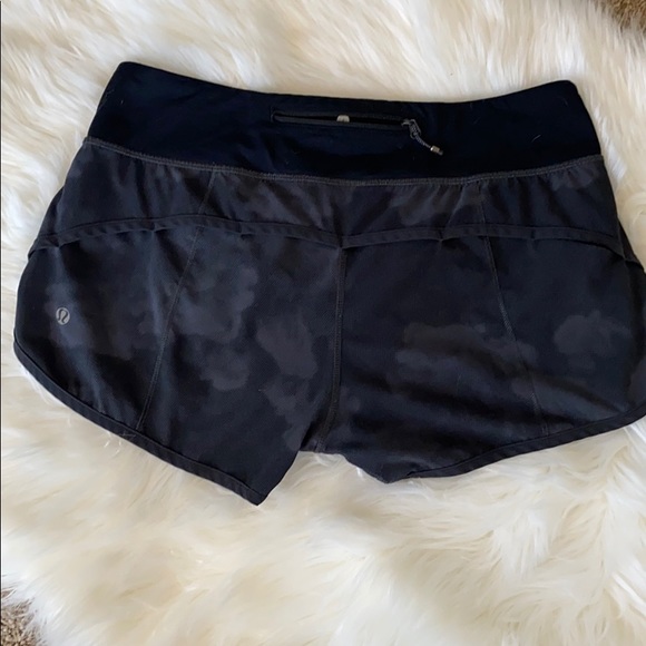 lululemon athletica Pants - Lululemon speed shorts